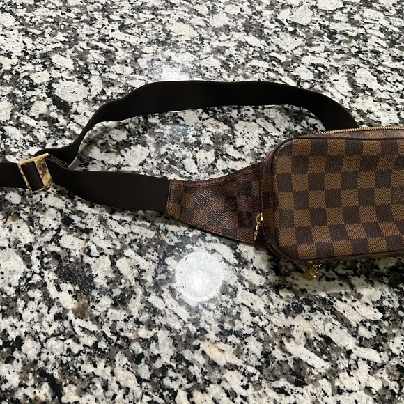 Louis Vuitton Damier Geronimos - Picture 10 of 16